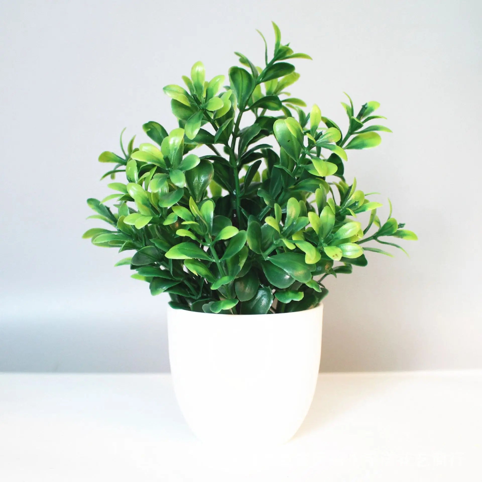 1PCS Artificial Potted Plant – Desktop or Shelf Décor for Home & Office