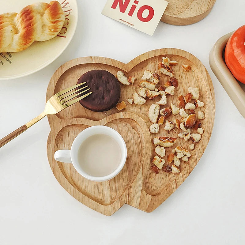 Heart-Shaped Wooden Snack Tray – Cheese & Dessert Board