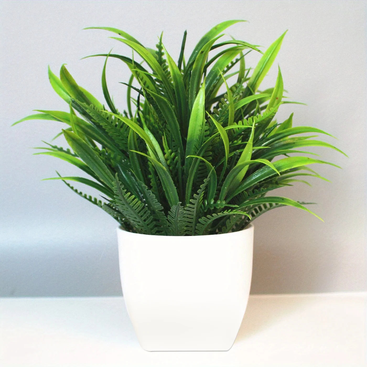 1PCS Artificial Potted Plant – Desktop or Shelf Décor for Home & Office
