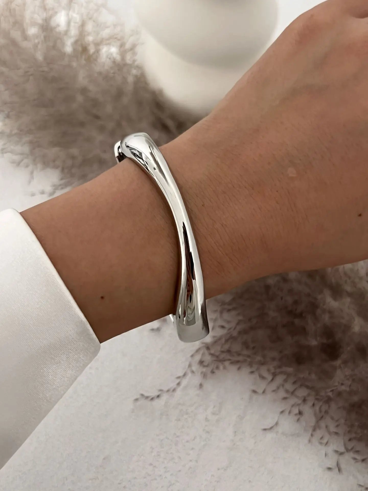Bold Gold Cuff Bracelet – Irregular Glossy Bangle for Women & Men