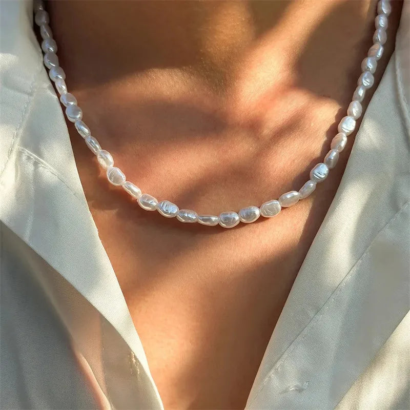Elegant Pearl Beaded Choker – Vintage-Inspired Necklace for Women