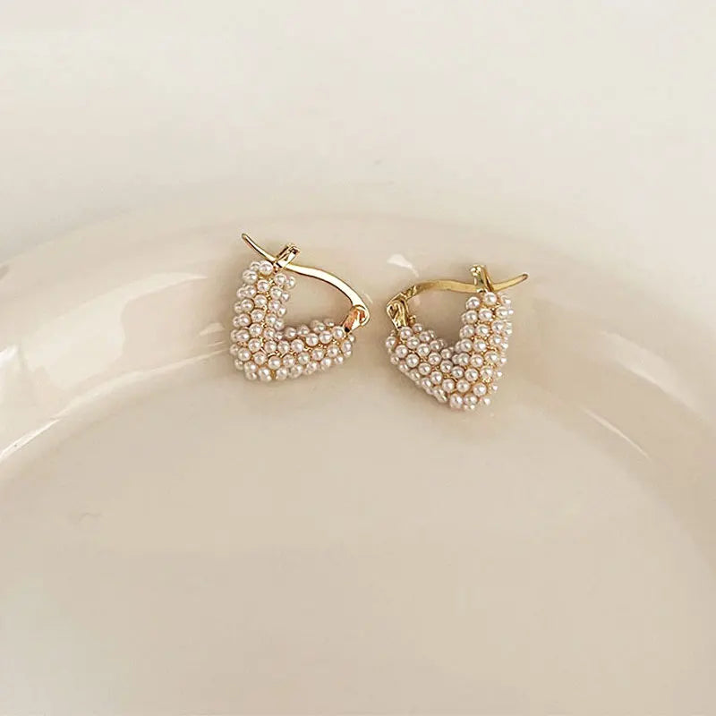Minimalist Pearl Circle Earrings – Timeless & Versatile Women’s Jewelry