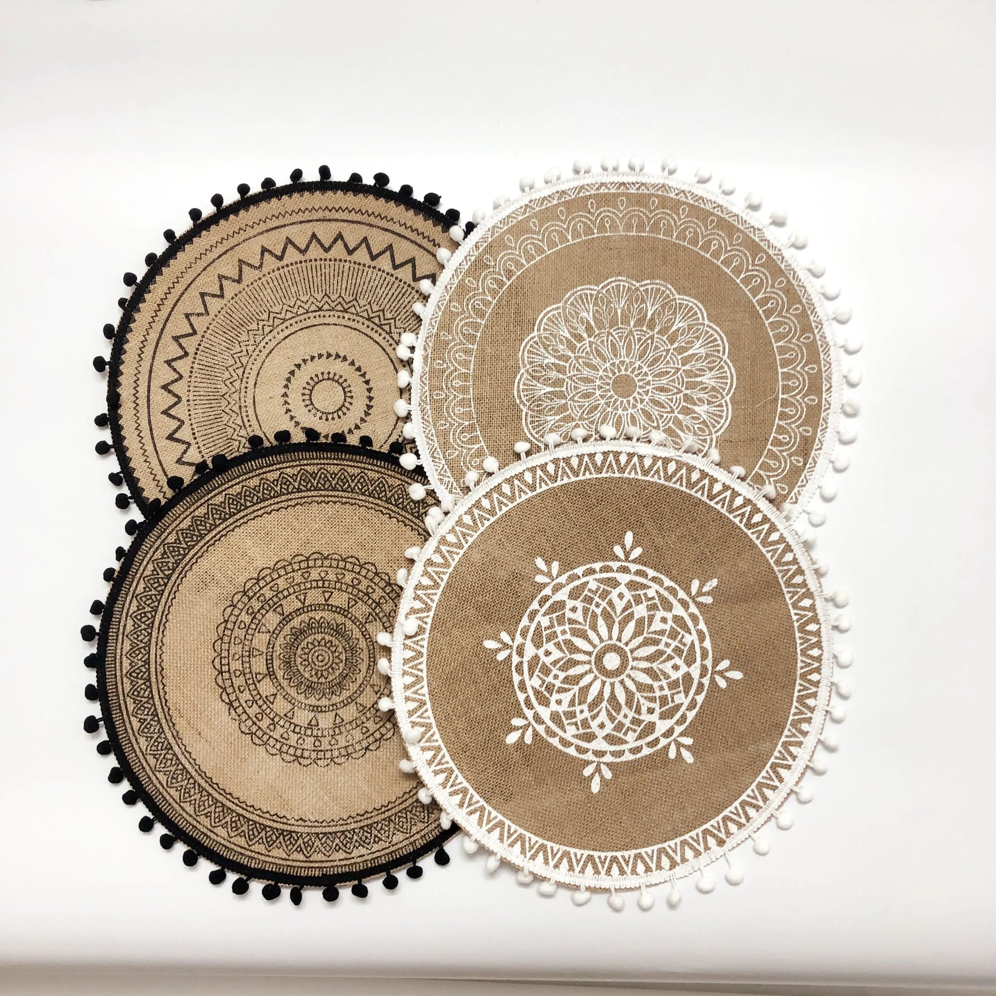 Boho Jute Placemats – 4- or 6-Piece Vintage Woven Table & Wall Mats