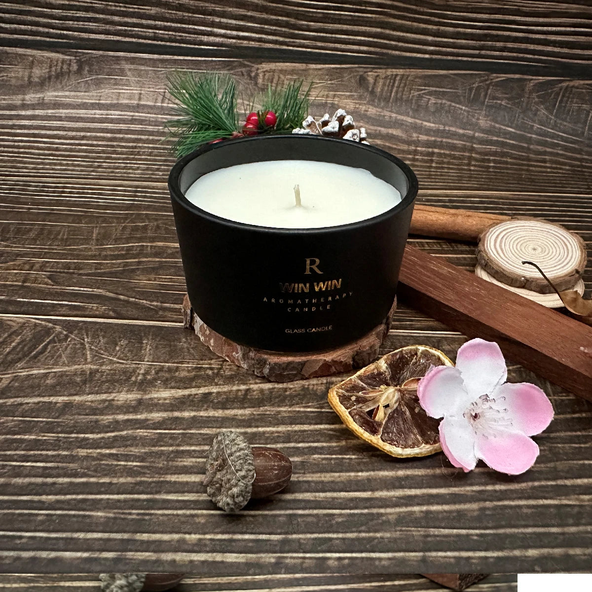 Noir Élixir – Black Glass Soy Candle (Lavender & Velvet Rose)