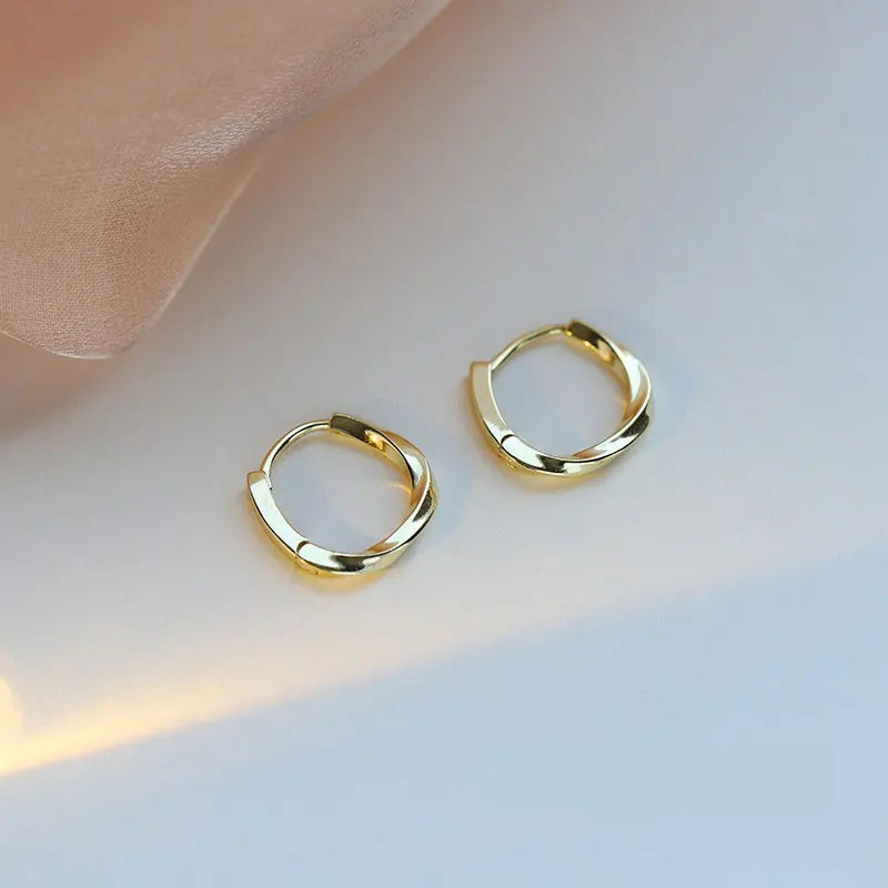 Minimalist Pearl Circle Earrings – Timeless & Versatile Women’s Jewelry