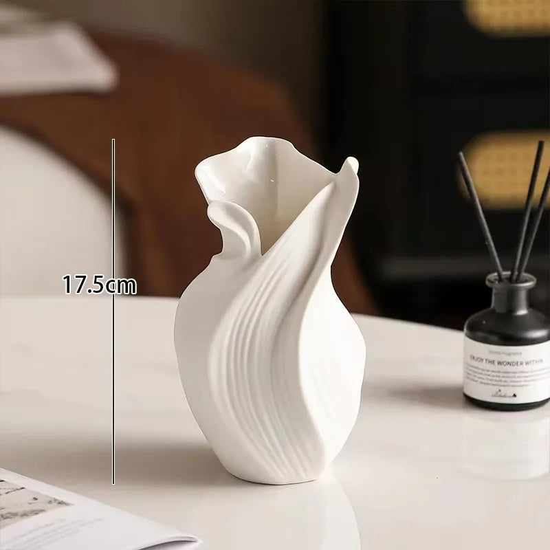 Nordic Ceramic Vase – Abstract Design