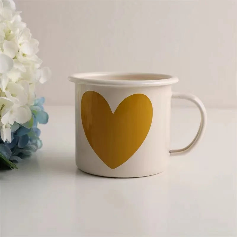 Heart-Shaped Mug – 380ml