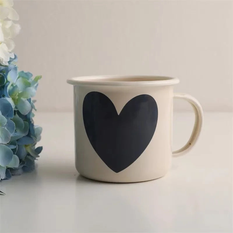 Heart-Shaped Mug – 380ml