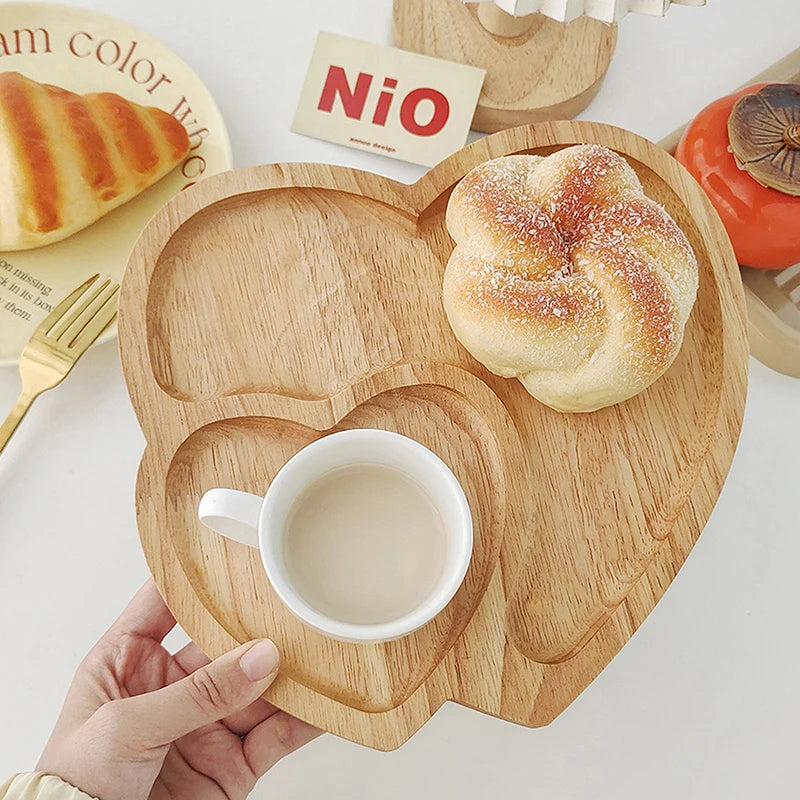 Heart-Shaped Wooden Snack Tray – Cheese & Dessert Board