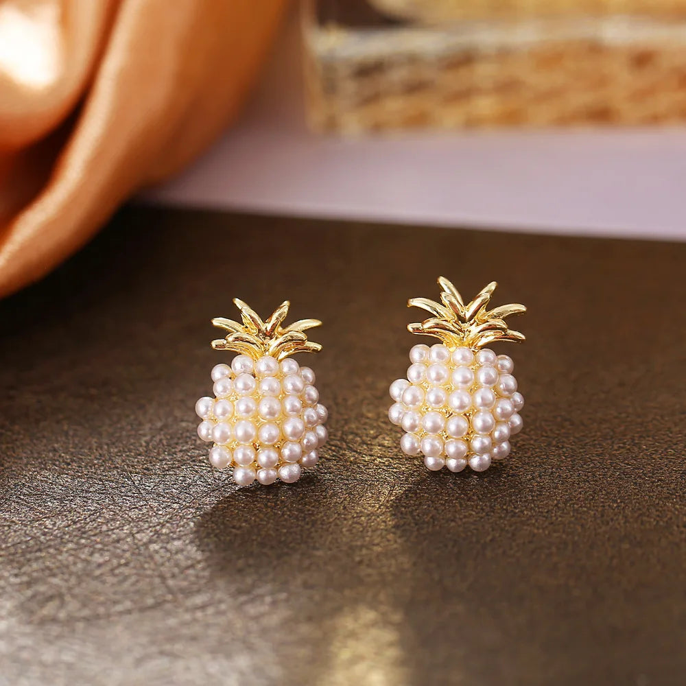Minimalist Pearl Circle Earrings – Timeless & Versatile Women’s Jewelry