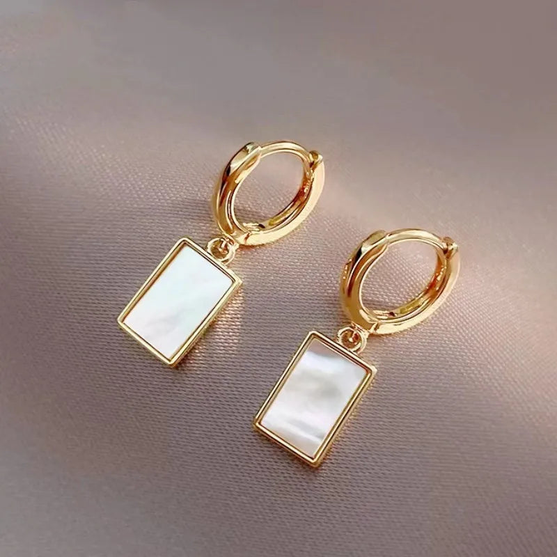 Minimalist Pearl Circle Earrings – Timeless & Versatile Women’s Jewelry
