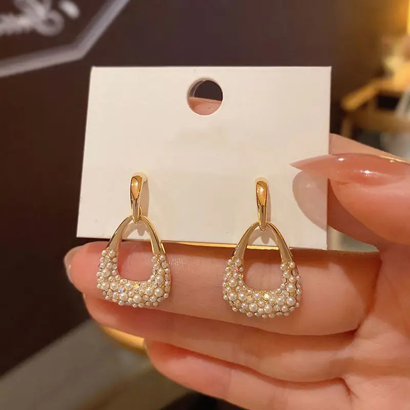 Minimalist Pearl Circle Earrings – Timeless & Versatile Women’s Jewelry