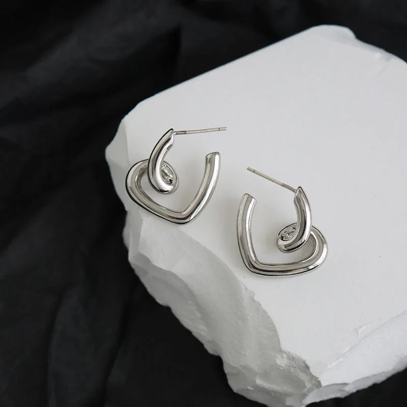 Lavender Purple Stud Earrings – Golden Twisted Art Design for Women
